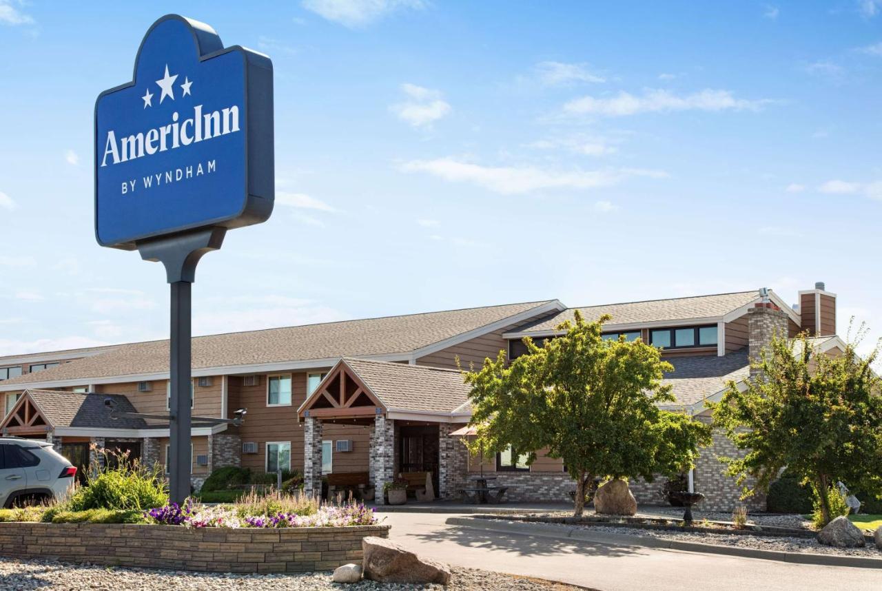 Americinn By Wyndham Roseau Dış mekan fotoğraf