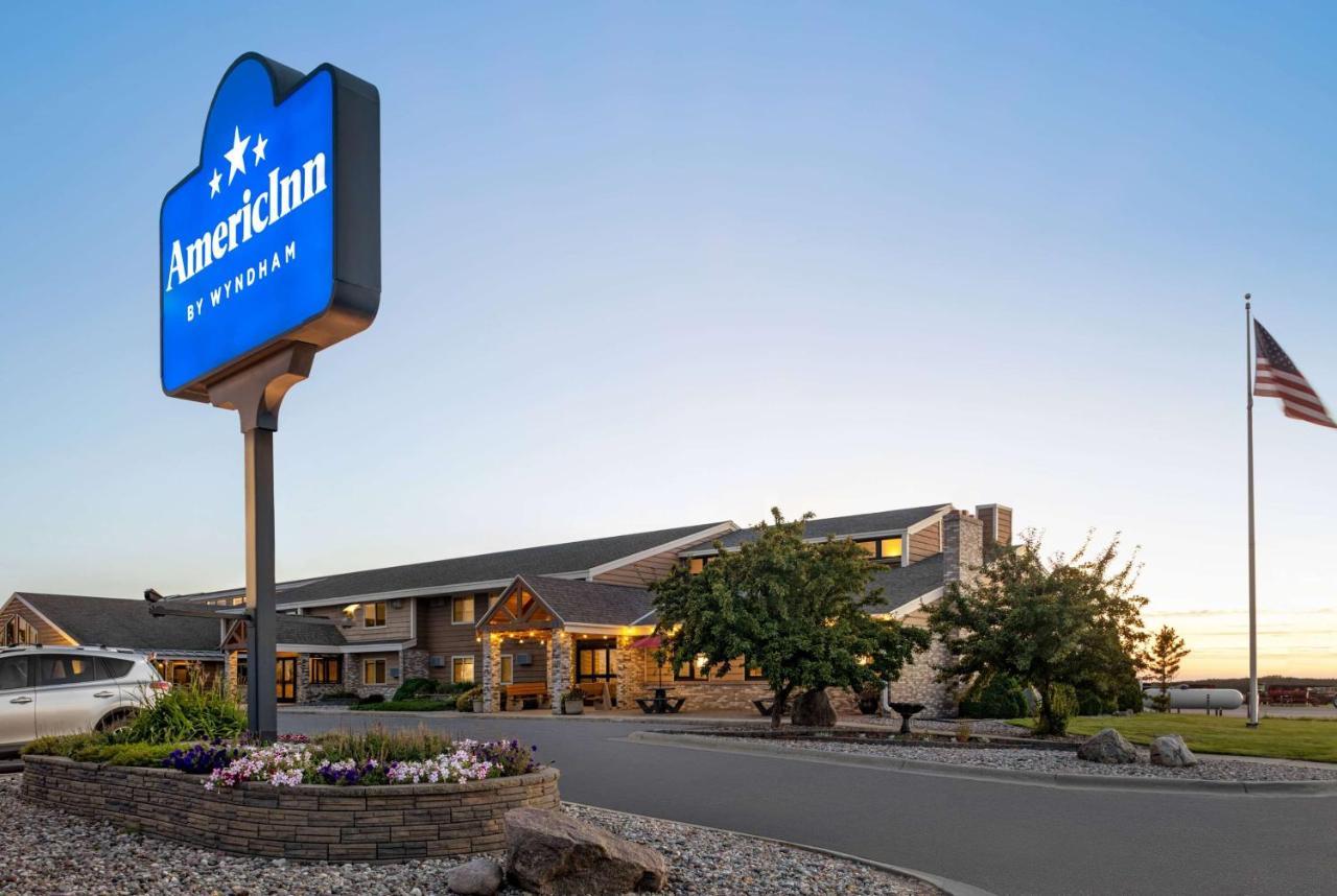 Americinn By Wyndham Roseau Dış mekan fotoğraf