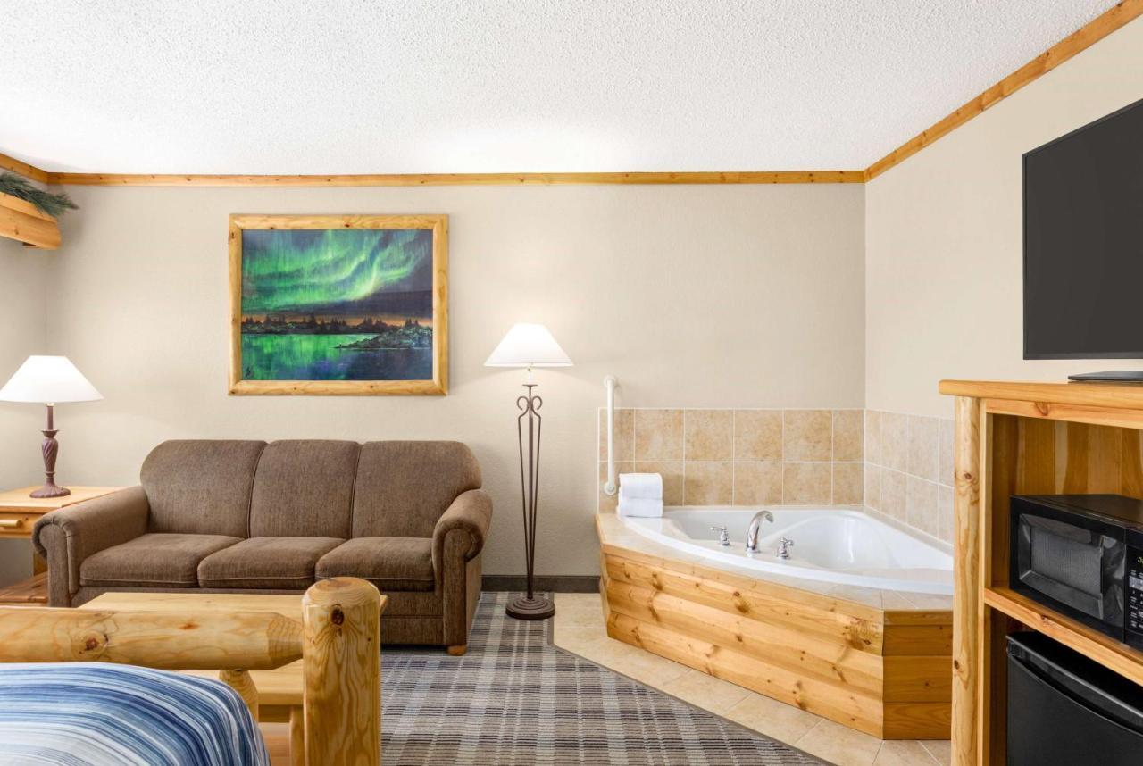 Americinn By Wyndham Roseau Dış mekan fotoğraf